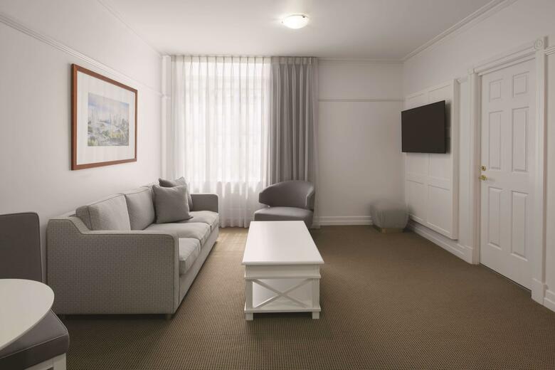 Rendezvous Hotel Brisbane Anzac Square