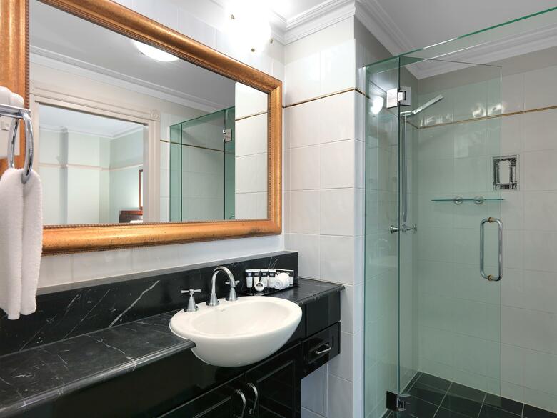 Rendezvous Hotel Brisbane Anzac Square