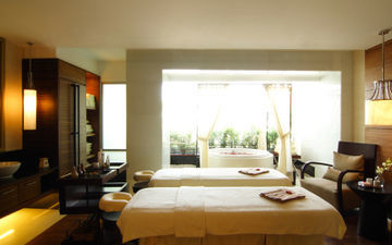 Hotel Dusit Thani (deluxe)