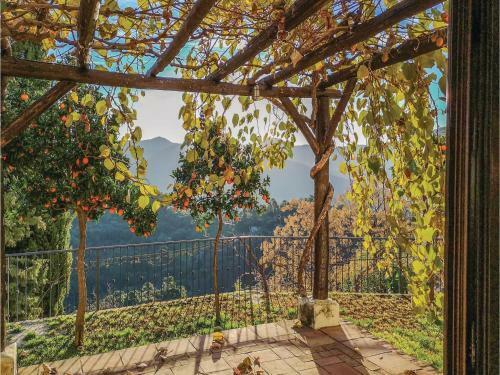 Three-bedroom Holiday Home In Algatocin