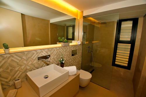 Luxury Apartment With Barbara Castle Views