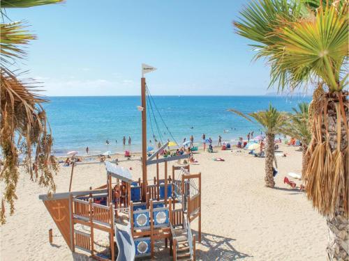 Two-bedroom Apartment In Alicante