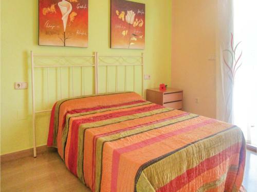 Five-bedroom Holiday Home In Almunecar