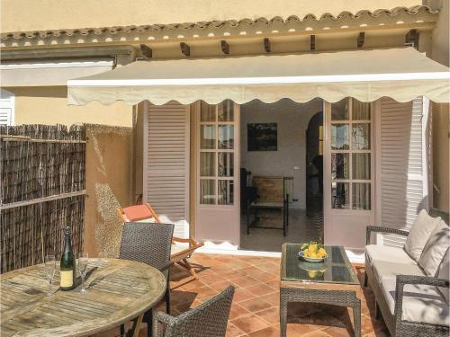 Three-bedroom Holiday Home In Altafulla