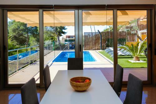 Villa Nina Planet Costa Dorada