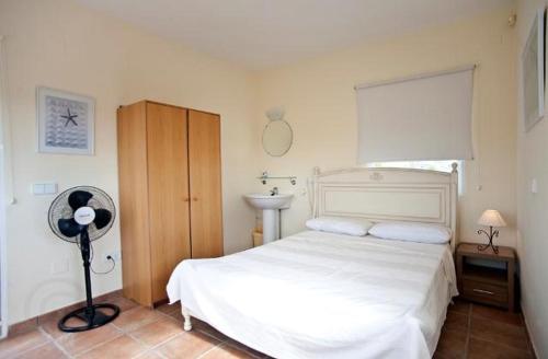 Altea Villa Sleeps 10 Pool Air Con Wifi