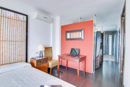 Blossom Apartment @girasol