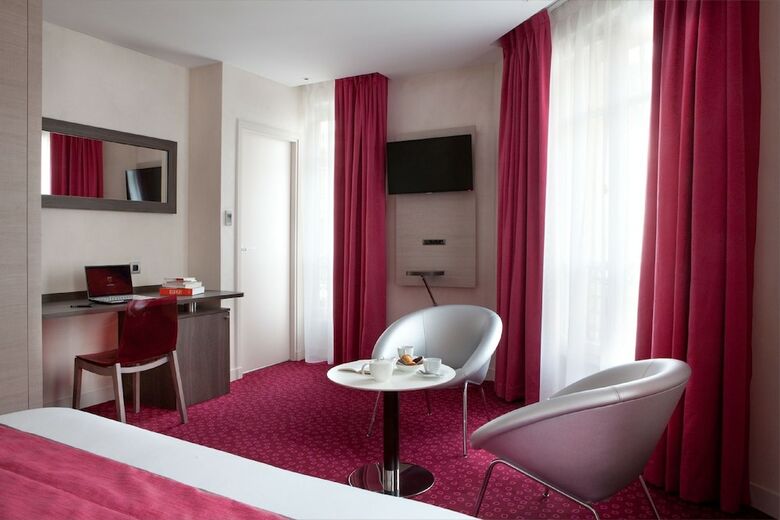 Hotel De Sevigne