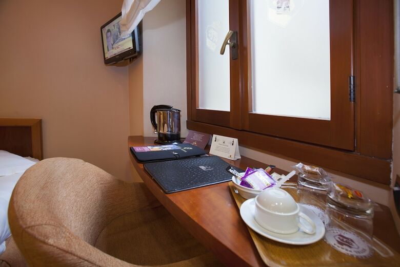 Hotel Berna