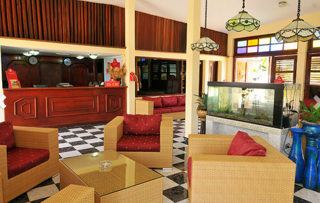 Hotel Versalles