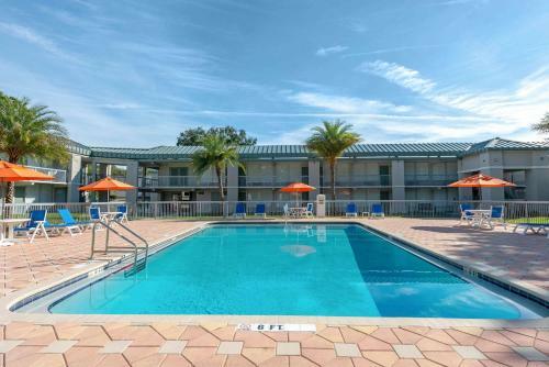 Hotel Days Inn Gainesville I-75