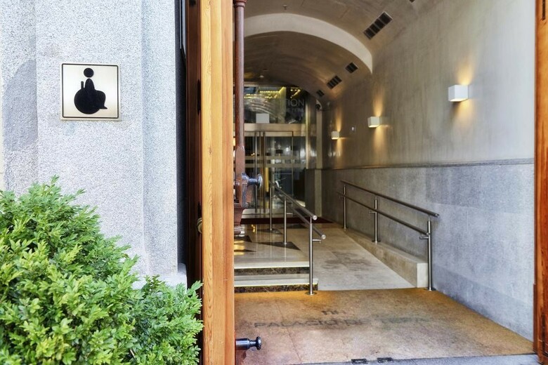 Hotel NH Collection Madrid Palacio De Tepa
