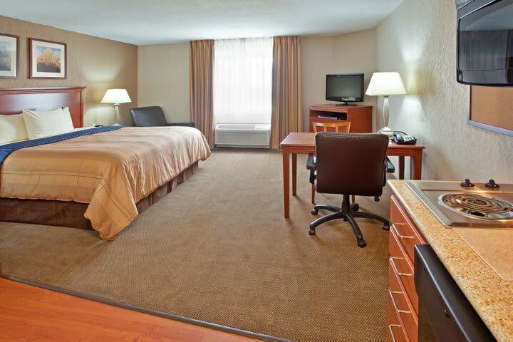 Hotel Candlewood Suites
