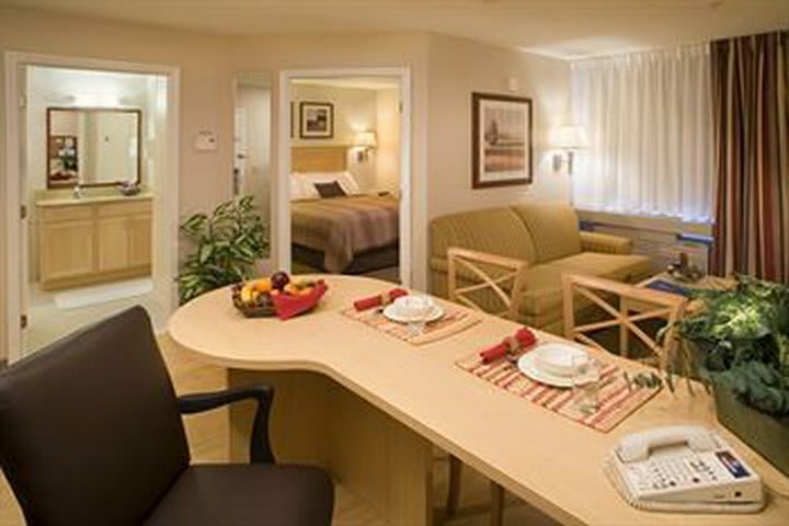 Hotel Candlewood Suites