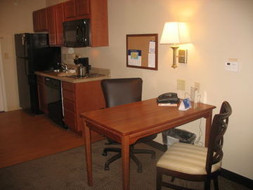 Hotel Candlewood Suites Waterloo- Cedar Falls