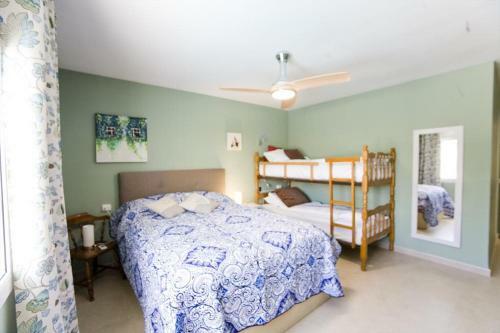 Altea Villa Sleeps 8 Pool Air Con Wifi
