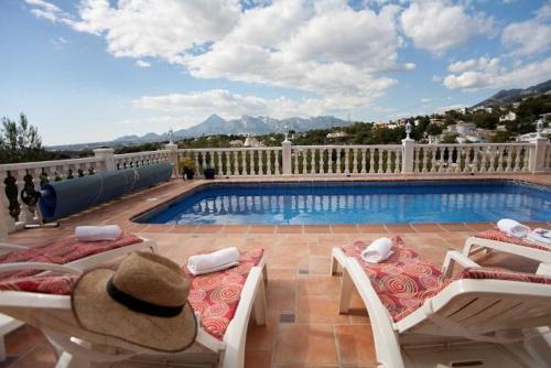 Altea Villa Sleeps 6 Pool Air Con Wifi