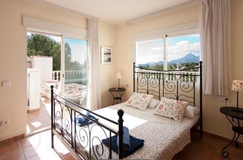 Altea Villa Sleeps 6 Pool Air Con Wifi
