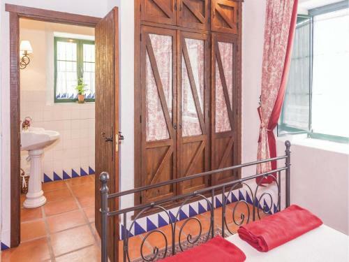 Two-bedroom Holiday Home In Arcos De La Frontera