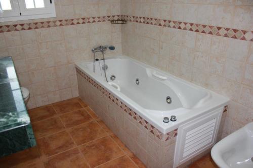 Hotel Hostal Puerta De Arcos