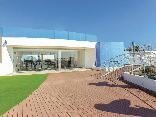 Two-bedroom Apartment In Arenales Del Sol-elche