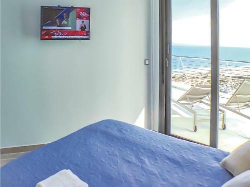 Two-bedroom Apartment In Arenales Del Sol-elche