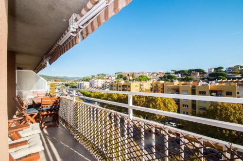 Apartamento Atico De Dise�o Con Terraza