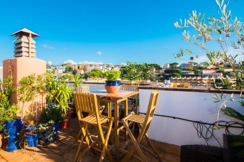 Apartamento Atico De Dise�o Con Terraza