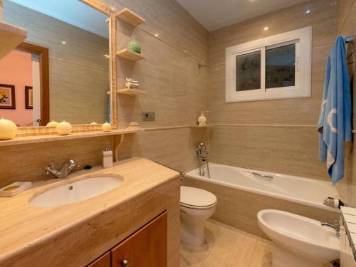 Holiday Home Casa Raim�
