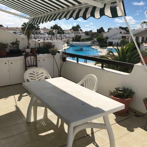 Parque Don Jose Apartments