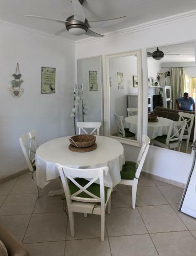Parque Don Jose Apartments
