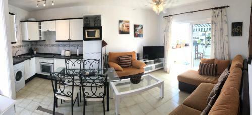 Parque Don Jose Apartments