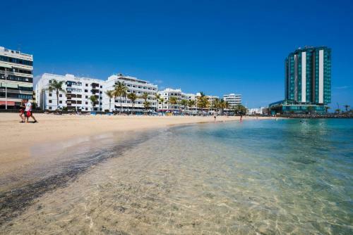 Apartment Sea Front El Reducto