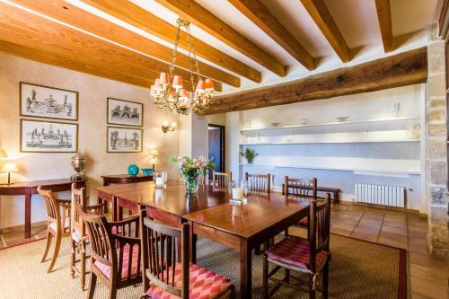 Villa Residence By G Cas Comte