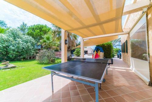 Arta Villa Sleeps 8 Pool Air Con Wifi
