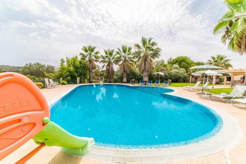 Arta Villa Sleeps 8 Pool Air Con Wifi