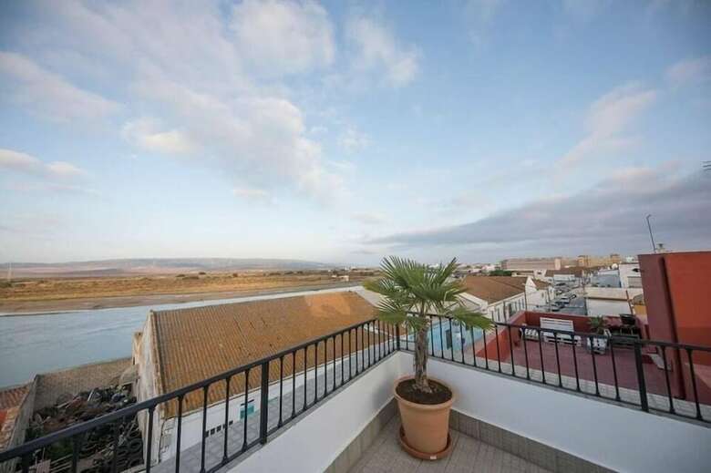 Albergue Factory Rooms Barbate