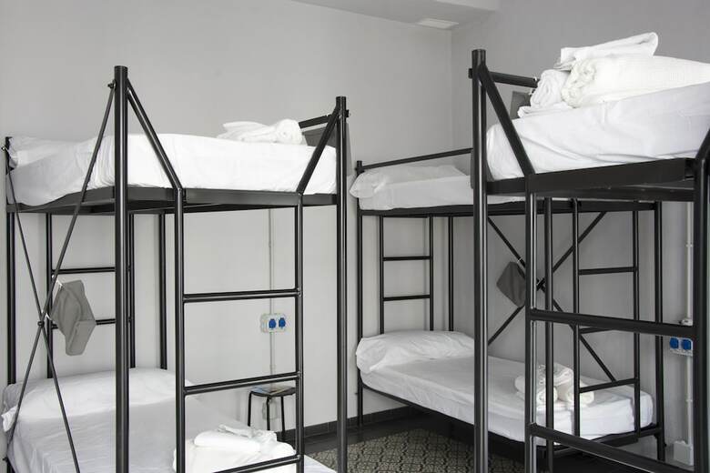 Albergue Factory Rooms Barbate