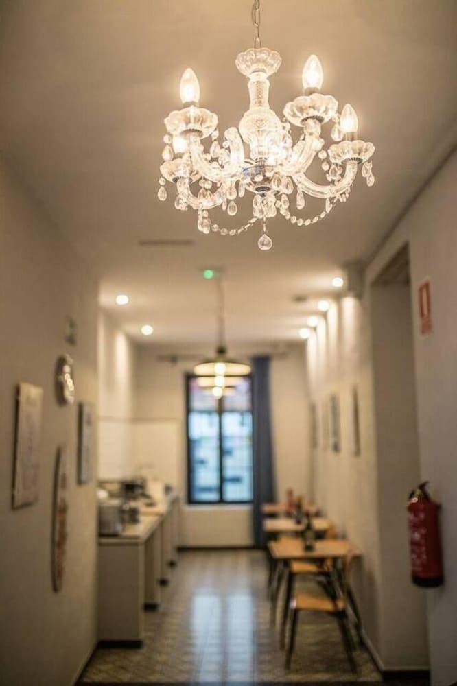 Albergue Factory Rooms Barbate