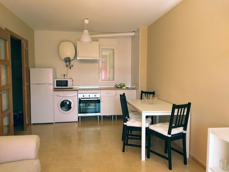 Apartamentos Playa De Las Catedrales 3000