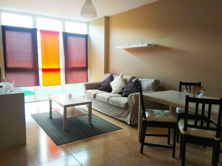 Apartamentos Playa De Las Catedrales 3000