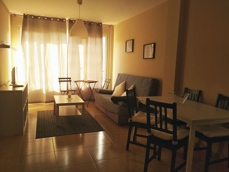 Apartamentos Playa De Las Catedrales 3000