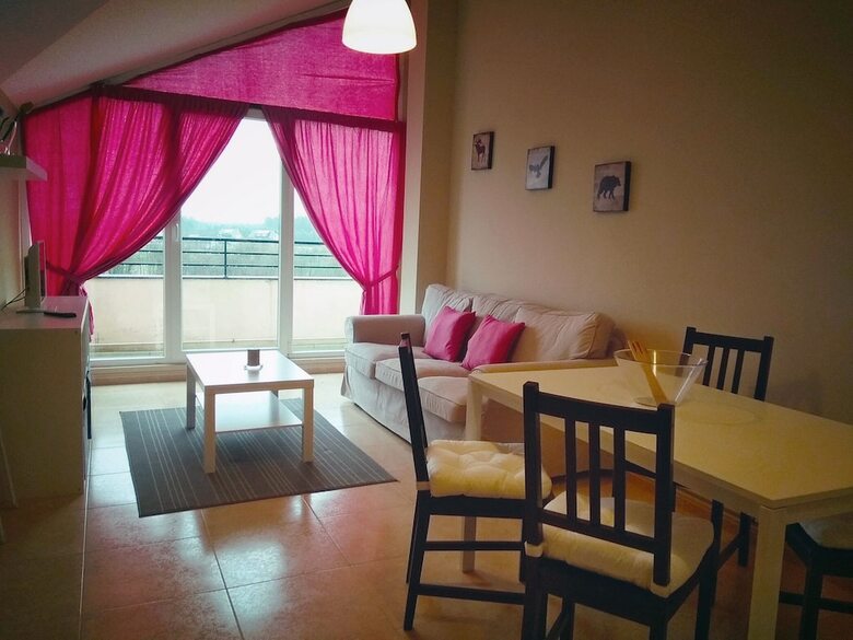 Apartamentos Playa De Las Catedrales 3000