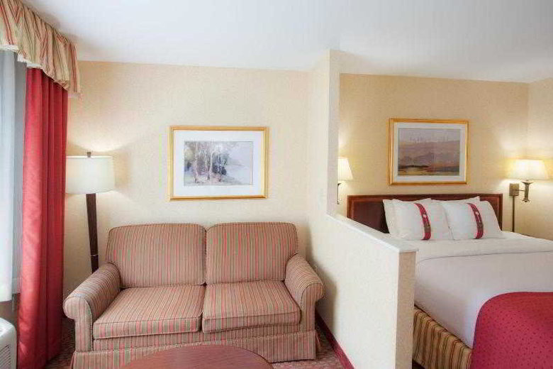 Hotel Holiday Inn Salem (i-93 At Exit 2)
