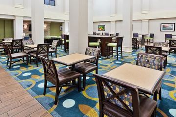 Holiday Inn Express Hotel & Suites Montgomery Boyd-cooper Parkway