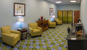Holiday Inn Express Hotel & Suites Montgomery Boyd-cooper Parkway