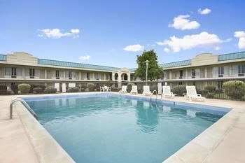 Hotel Days Inn Emporia