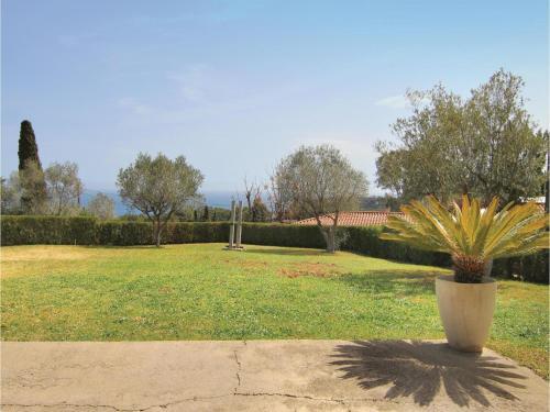 Six-bedroom Holiday Home In Begur