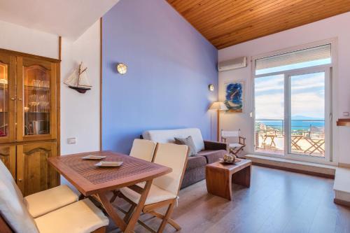 Flateli Begur Apartment