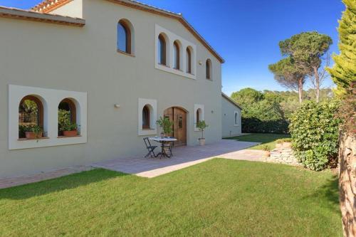 Begur Villa Sleeps 9 Pool Air Con Wifi